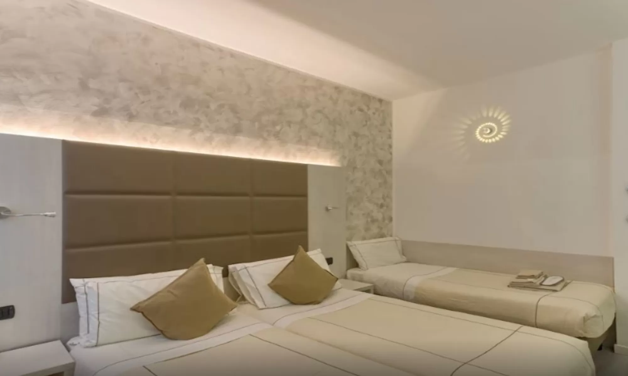 Accommodations In Kolkata Feature Image