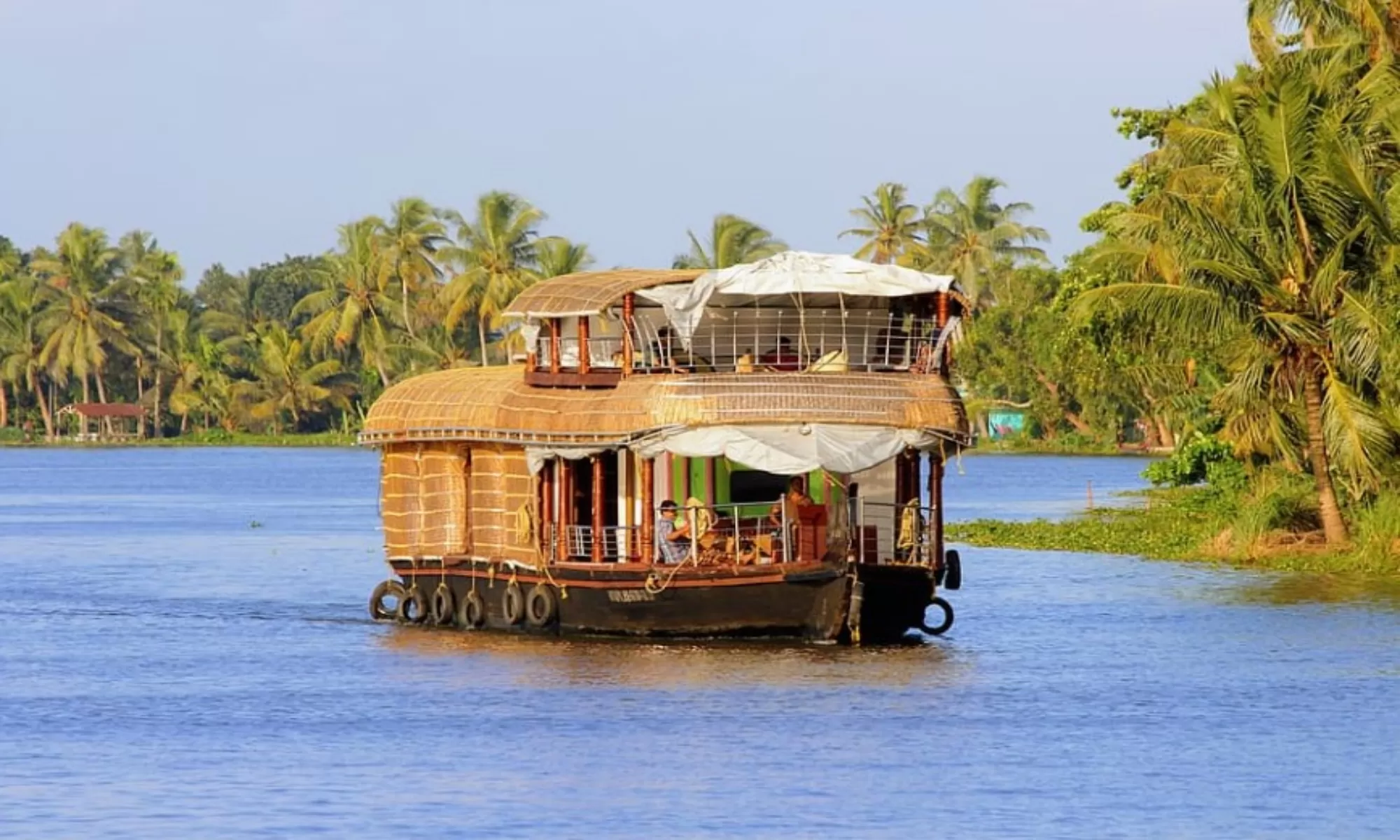 How To Reach Alleppey By Train Flight Bus Or Car Feature Image