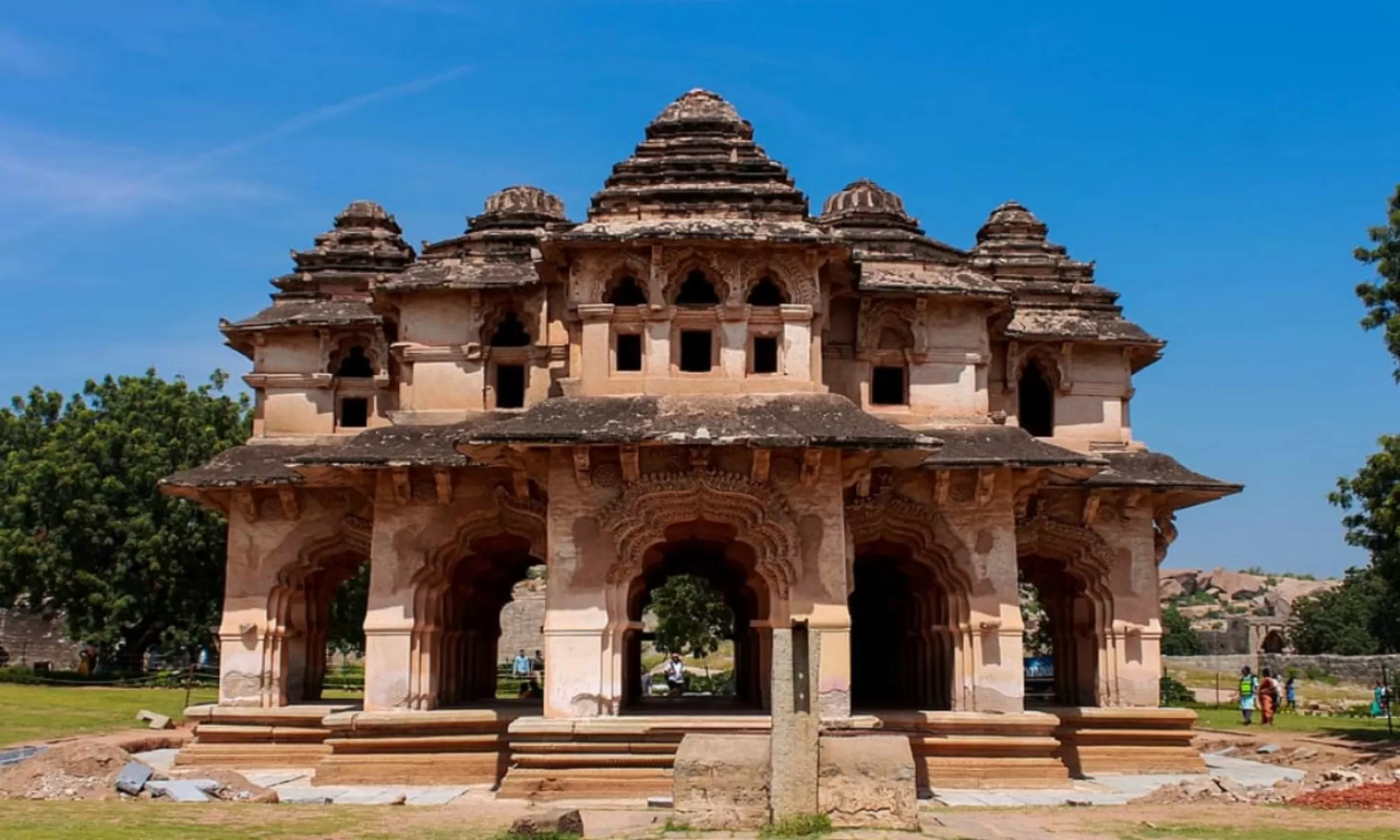 Top 15 Things To Do In Hampi Feature Image